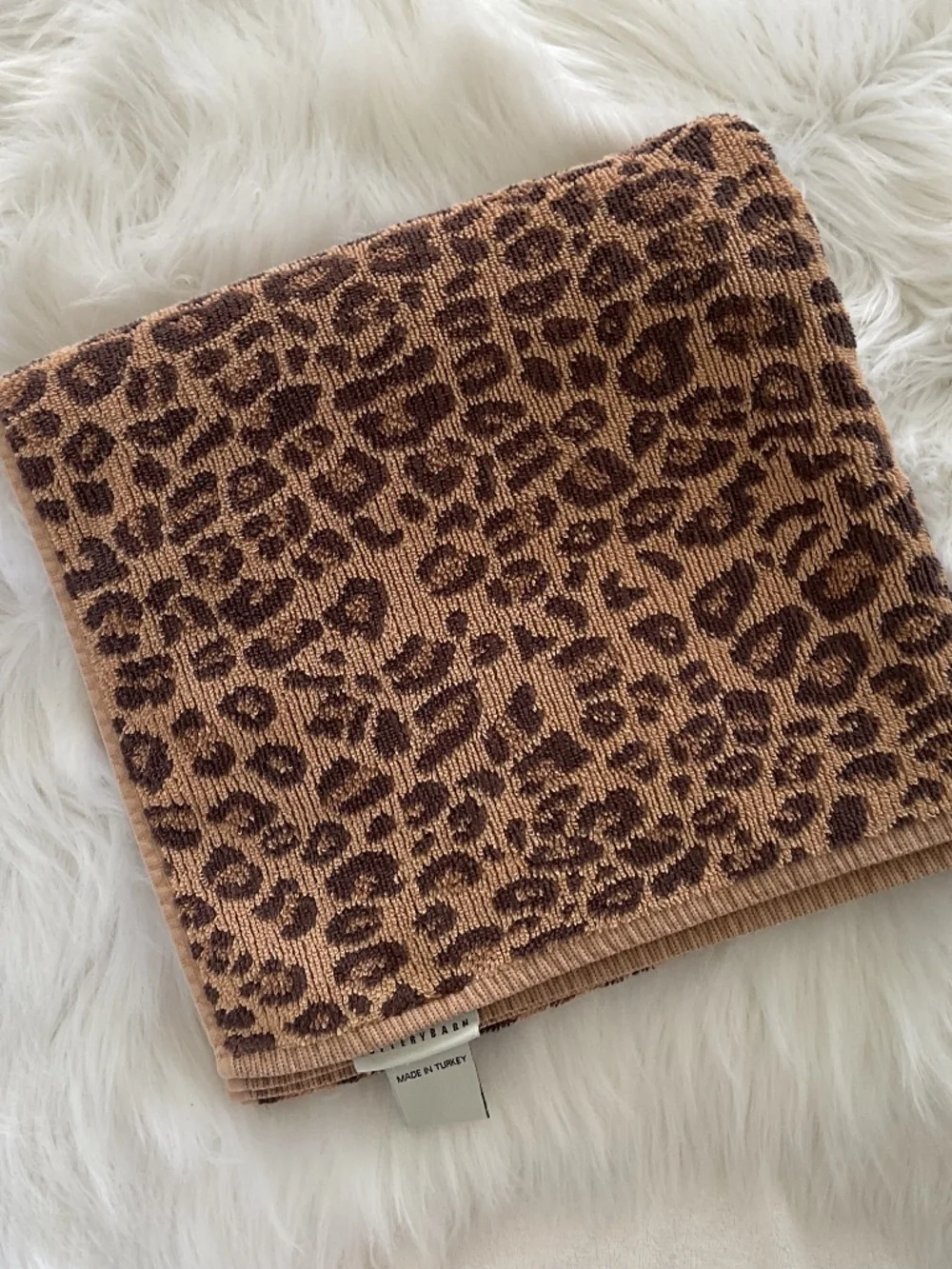 Pottery Barn Brown Leopard Cheetah Print Bath Towel 26” x 50“
